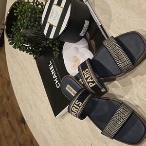 Steve Madden Paris sandles
